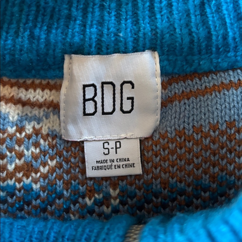 BDG Ski Sweater - Picture 2 of 3